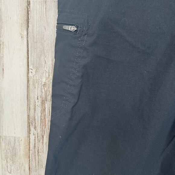 Eddie Bauer Tech Capri Pants 16 Black Stretch Mountain Hiking Gorpcore NWOT - Picture 3 of 9